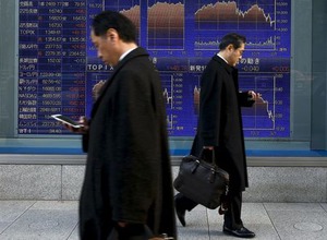 〔マーケットアイ〕株式:寄り付きの日経平均は小幅続伸、円強含みで寄り後下げる