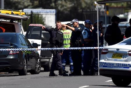 シドニー郊外で銃撃、1人死亡…犯人の男自殺か 2016年03月07日 19時21分