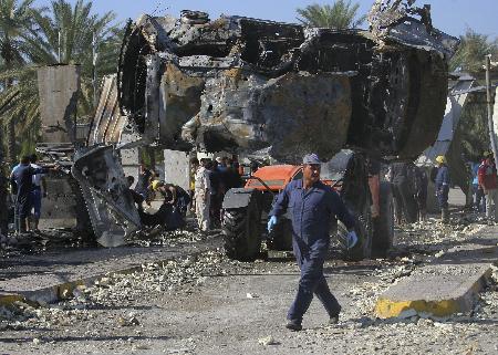 イラクで自爆テロ、140人死傷 ISISが犯行声明