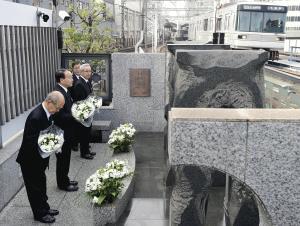 日比谷線脱線事故16年、犠牲者の冥福祈る 2016年03月08日 10時41分