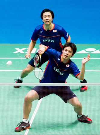 全英バド、高橋・松友組V…女子複38年ぶり