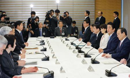 50年に温暖化ガス80%削減目標 政府が対策計画案を了承