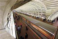 米首都の地下鉄全面運休、ケーブル緊急調査で29時間