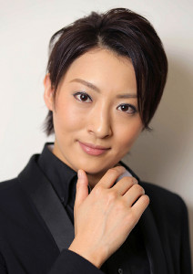 宝塚歌劇月組次期トップスターに珠城りょう決定!異例9年目のスピード出世
