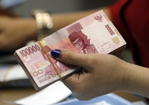 インドネシア中銀が金利を6.75%に引き下げ、追加緩和には慎重