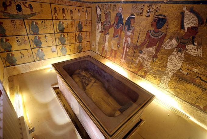 未発見2室、ほぼ確実 ツタンカーメン墓の調査