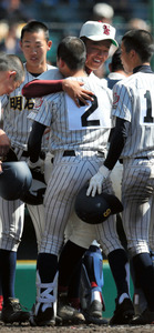 「甲子園で会おう」2年前の約束果たす 親友同士が対戦