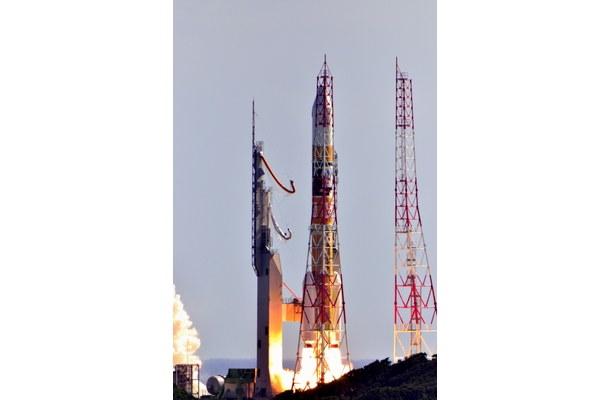 衛星データで天気予報向上 気象庁とJAXA