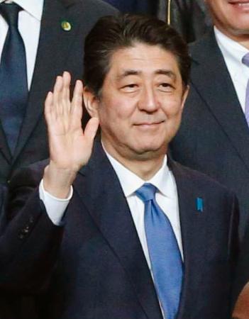 【信濃毎日新聞 社説】衆参同日選 解散権の乱用そのもの