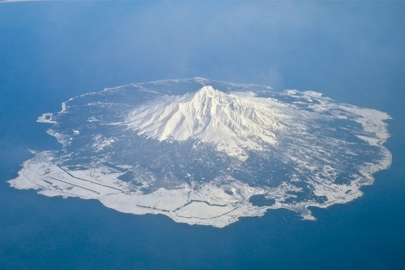 北海道・利尻山で2人遭難、大学生1人が死亡 2016年04月07日 10時30分