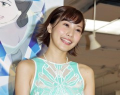 佐野ひなこ、恋に前向き発言!「今年こそ力を入れたい」