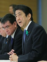 政府、米軍の空輸支援受け入れ=被災者支援へ実務チーム-熊本地震