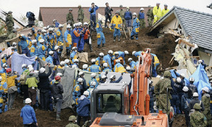 南阿蘇村で女性1人の死亡確認、男性1人も発見