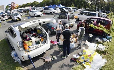 エコノミークラス症候群で「入院必要」３５人に 2016年04月25日 12時47分