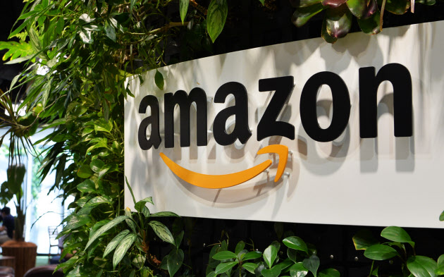 アマゾン、「赤字体質」脱却へ クラウド事業が成長