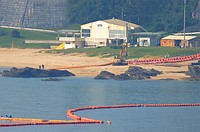 辺野古の浮具撤去を開始=数週間で完了、立ち入り禁止継続-政府