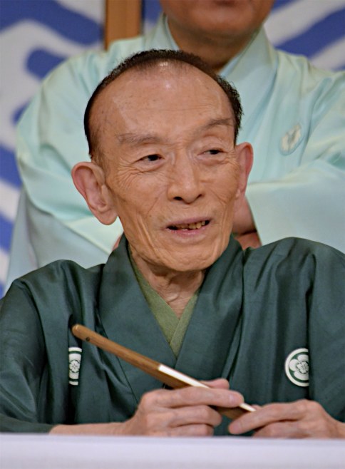 笑点引退 司会・後任は未定 出演50年「体力限界」