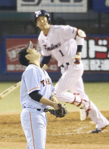 ヤクルト11−2巨人 ヤクルト・山田、2連発