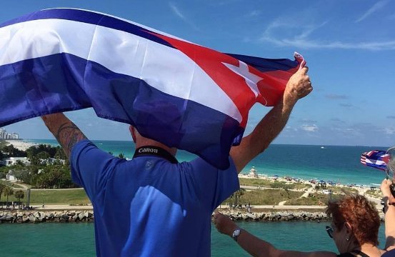 米クルーズ船、ハバナ到着=国交回復で半世紀ぶり航海