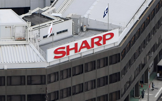 シャープ赤字３０００億円…一時的に債務超過に 2016年05月03日 09時12分