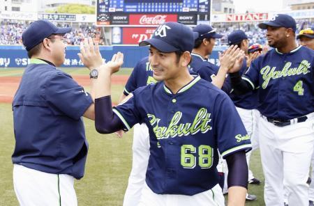 ヤクルト・山中、チーム完封一番乗り「楽な展開で投げられた」